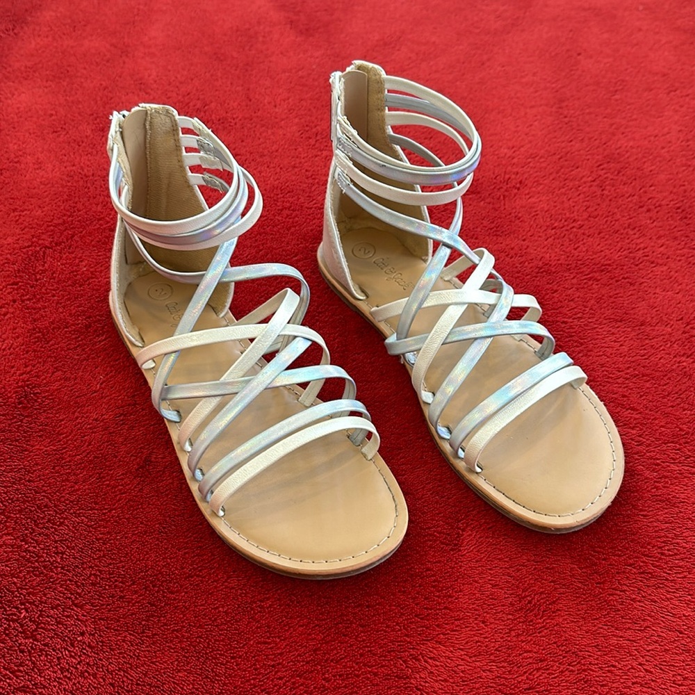 Cat & Jack gold & silver zip up sandal! Worn 2 times! Size 2